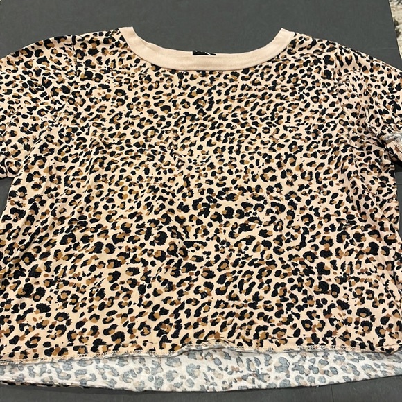 Teen girl t-shirt bundle - Picture 2 of 4